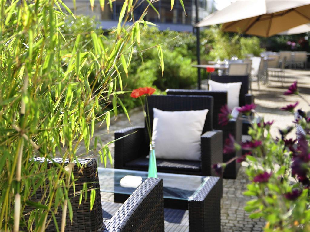 Novotel Nantes Centre Gare Exterior foto
